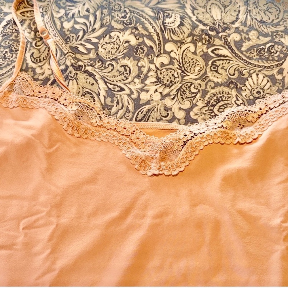 Relativity Coral Lace Camisole XL - Picture 2 of 6